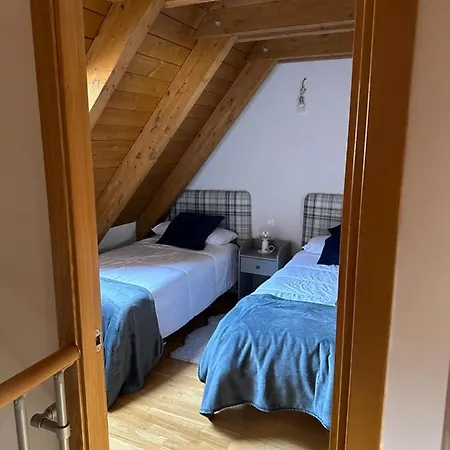 Apartment Caleydos Duplex Diseno Garaje Wifi Sallent De Gallego